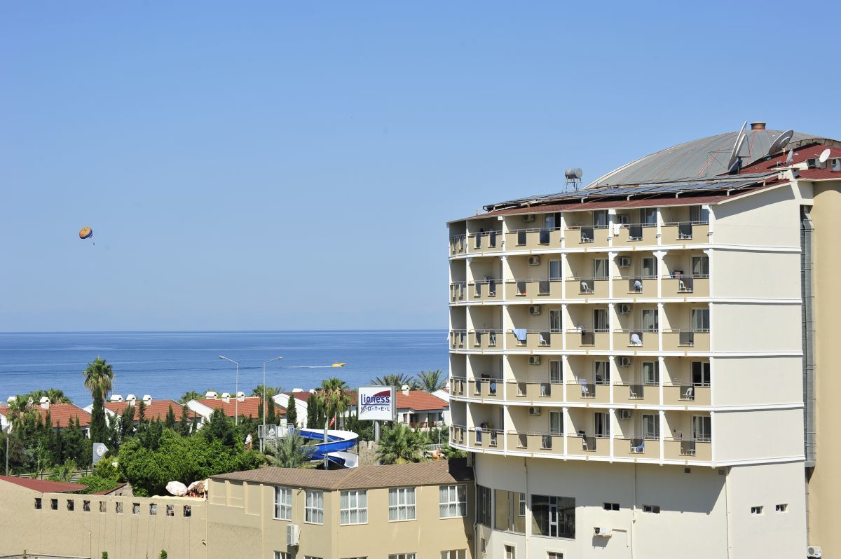 Hotel Lioness Алания Экстерьер фото